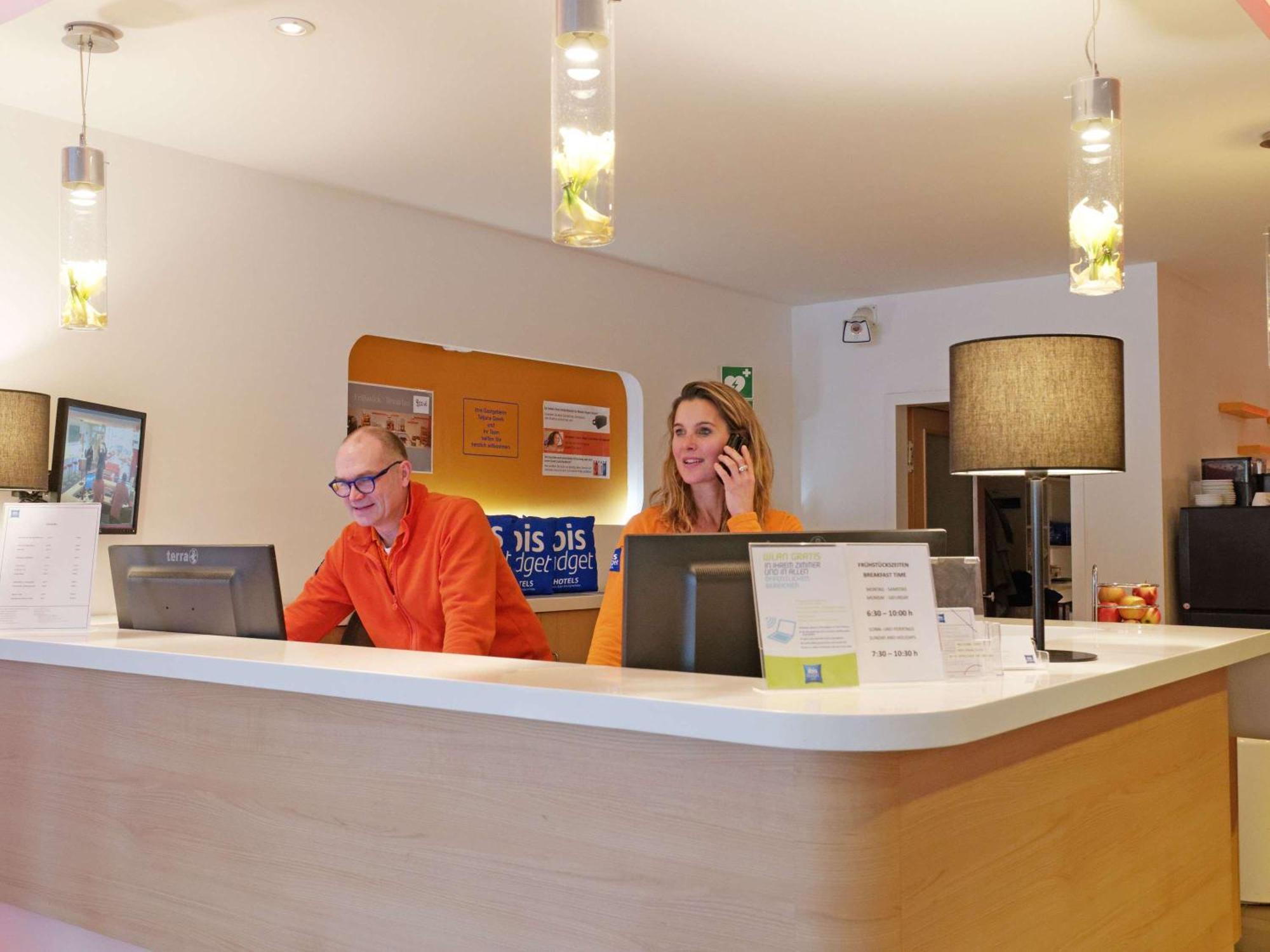Ibis Budget Hotel Bonn Sued Königswinter Eksteriør billede